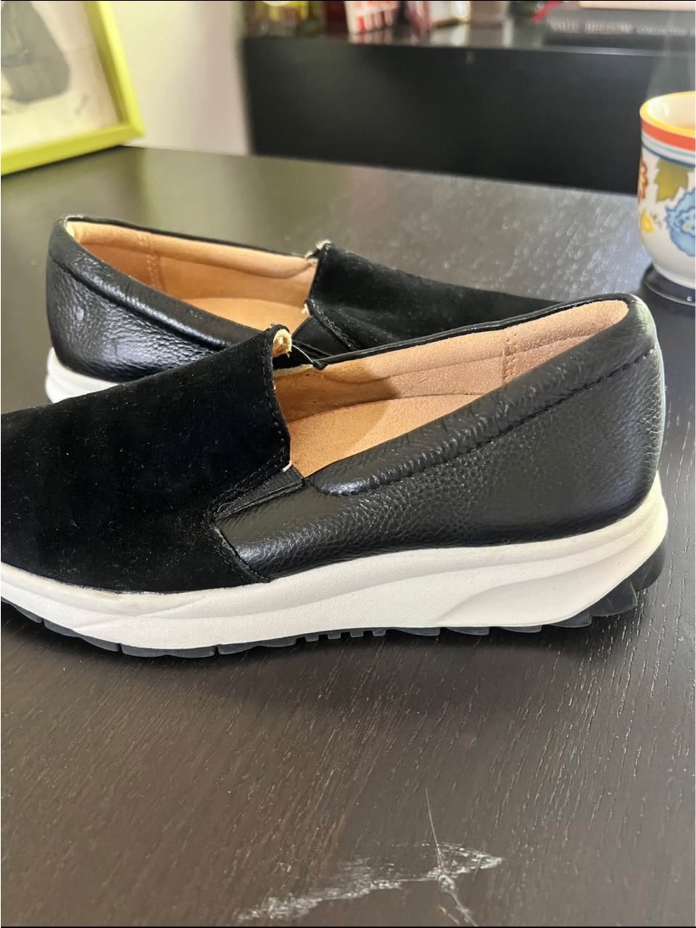 New Naturalizer Black Slip-On Comfort Loafers with White Sole size 5.5 - Picture 6 of 6